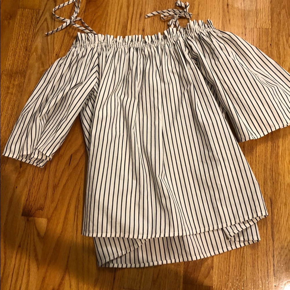 H&M striped off the shoulder blouse w straps